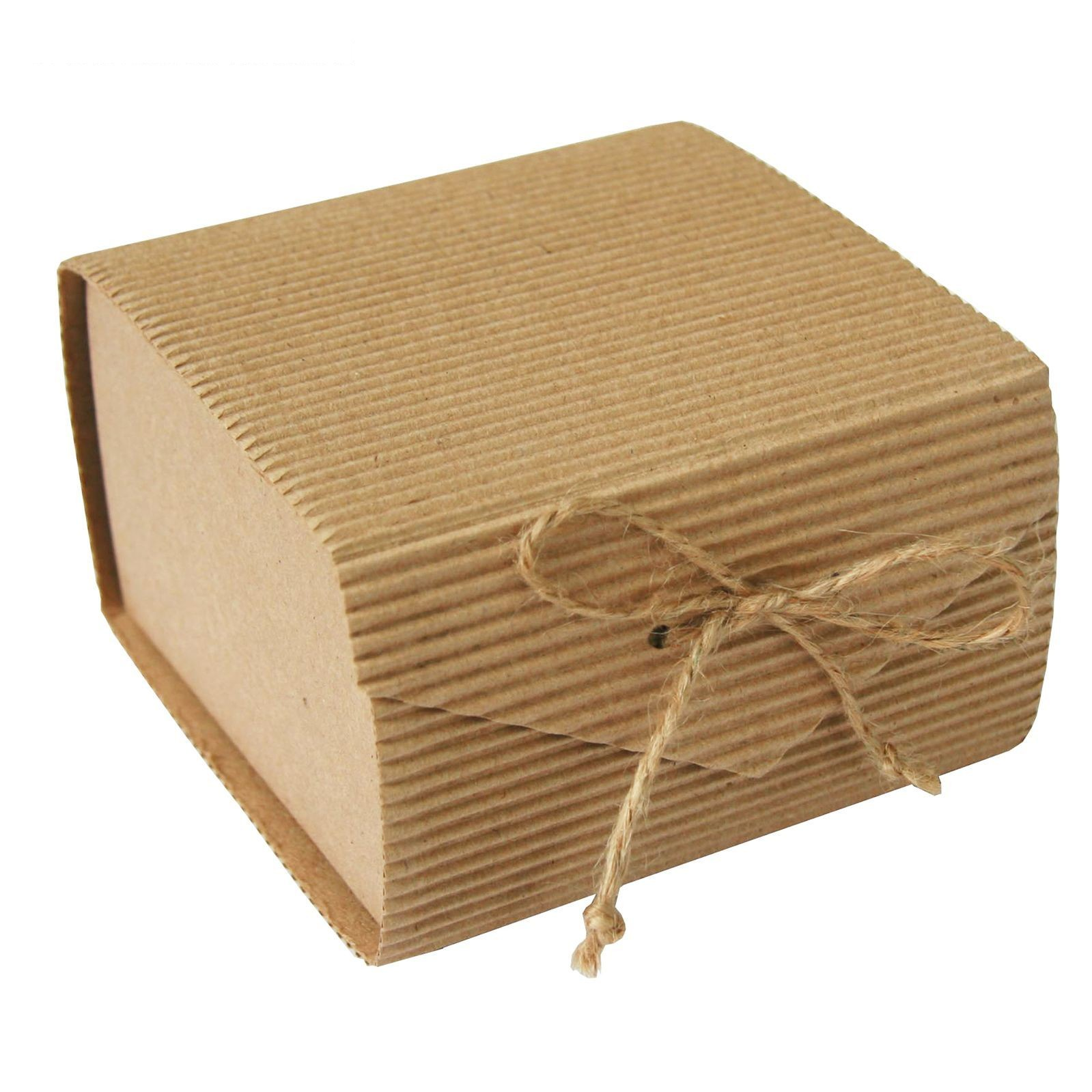 Картонная коробка для подарка. Картонные коробки для подарков. Коробка гофрокартон. Упаковка из гофрированного картона.